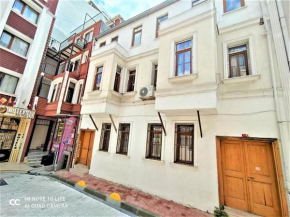 Отель Grafen House  Стамбул
